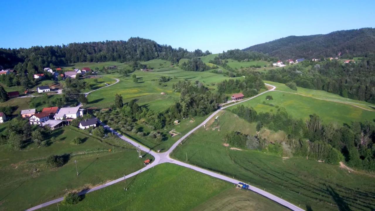 B&B Cerne Polhov Gradec Eksteriør bilde